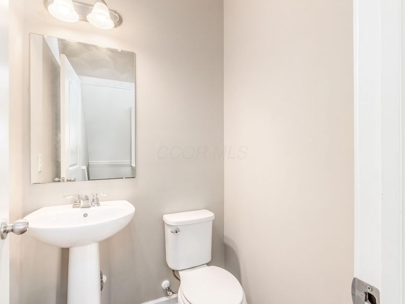 5749 Passage Creek Drive, Dublin, OH 43016 Photo 17