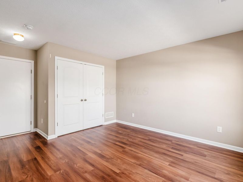 5749 Passage Creek Drive, Dublin, OH 43016 Photo 3