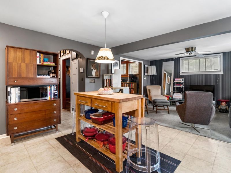 361 E Dunedin Road, Columbus, OH 43214 Photo 11