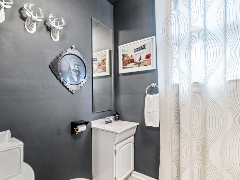 361 E Dunedin Road, Columbus, OH 43214 Photo 13