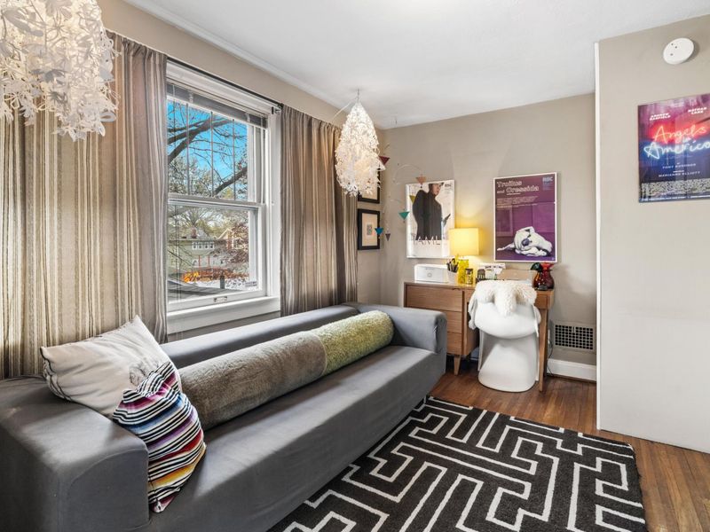 361 E Dunedin Road, Columbus, OH 43214 Photo 18