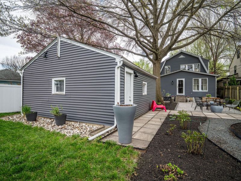 361 E Dunedin Road, Columbus, OH 43214 Photo 20