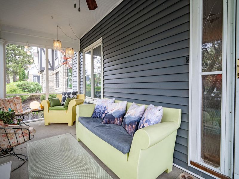 361 E Dunedin Road, Columbus, OH 43214 Photo 4