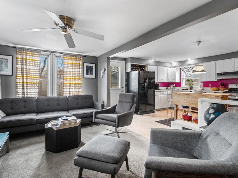 361 E Dunedin Road, Columbus, OH 43214 Photo 8