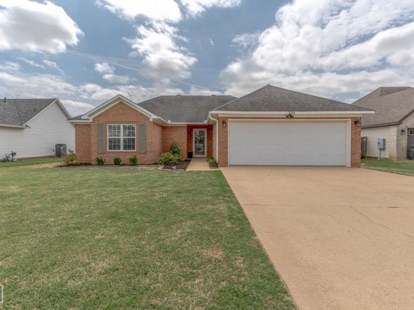 5508 Cordova Lane, Jonesboro, AR 72404
