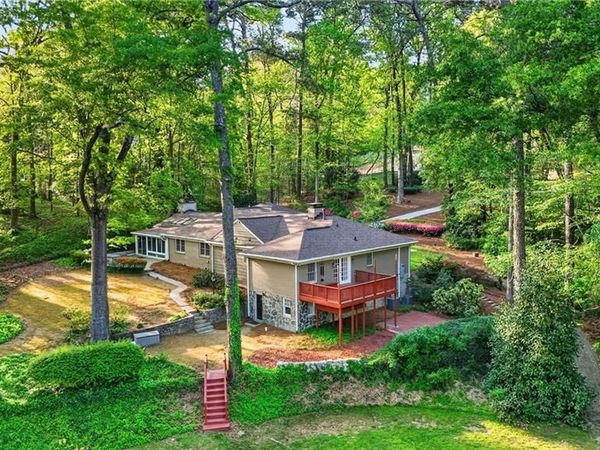 1190 W Wesley Road NW, Atlanta, GA 30327