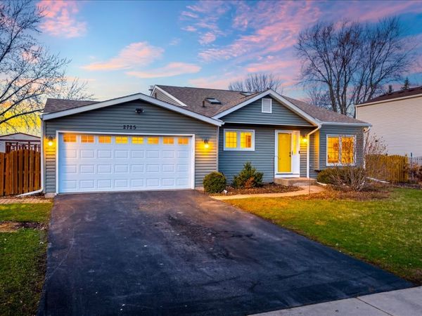 2725 Springdale Circle , Naperville, IL 60564