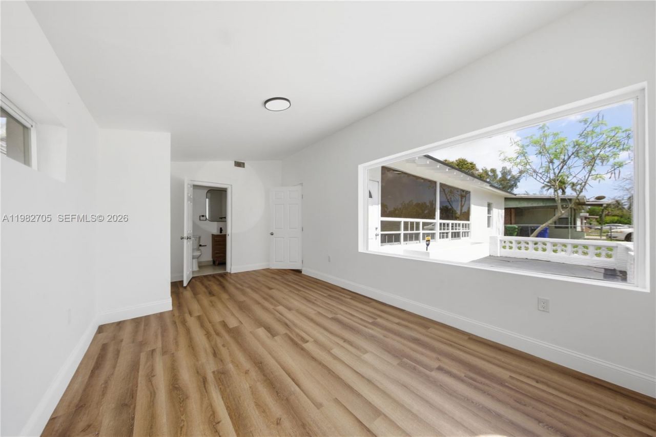 1031 NW 13th St, Fort Lauderdale, FL 33311 Photo