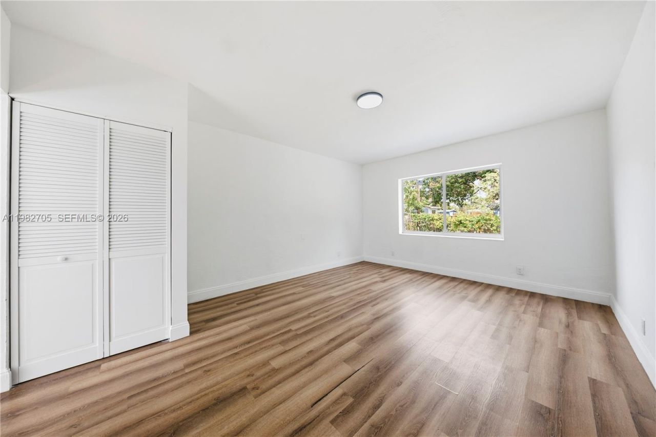 1031 NW 13th St, Fort Lauderdale, FL 33311 Photo