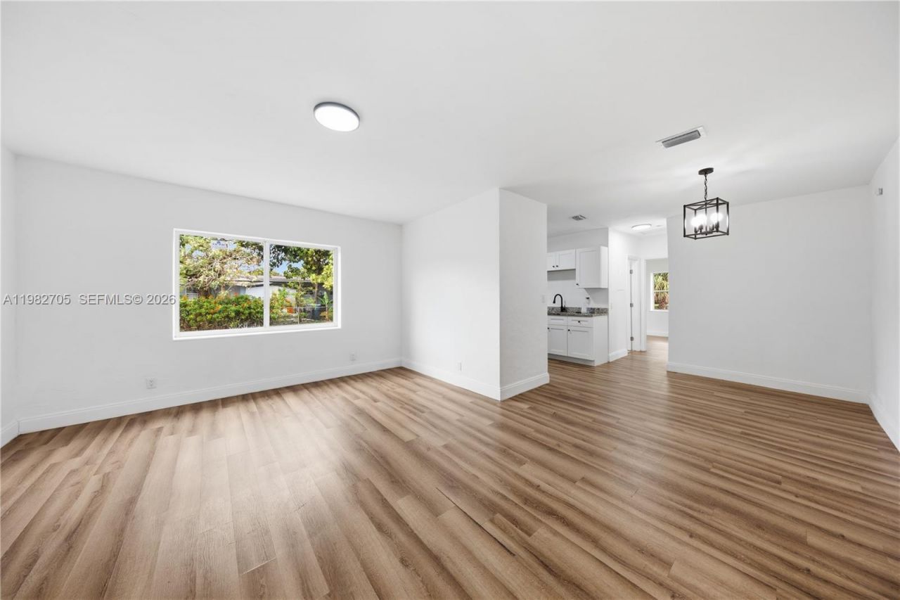 1031 NW 13th St, Fort Lauderdale, FL 33311 Photo