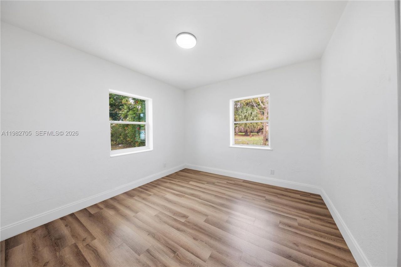 1031 NW 13th St, Fort Lauderdale, FL 33311 Photo