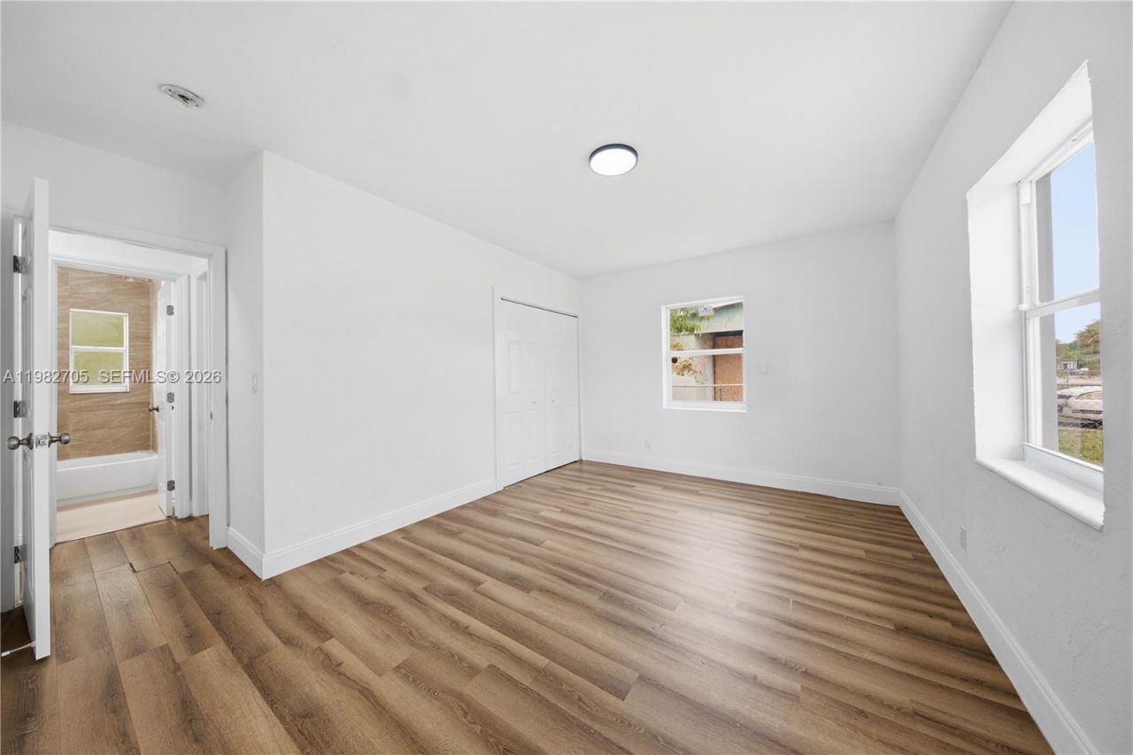 1031 NW 13th St, Fort Lauderdale, FL 33311 Photo