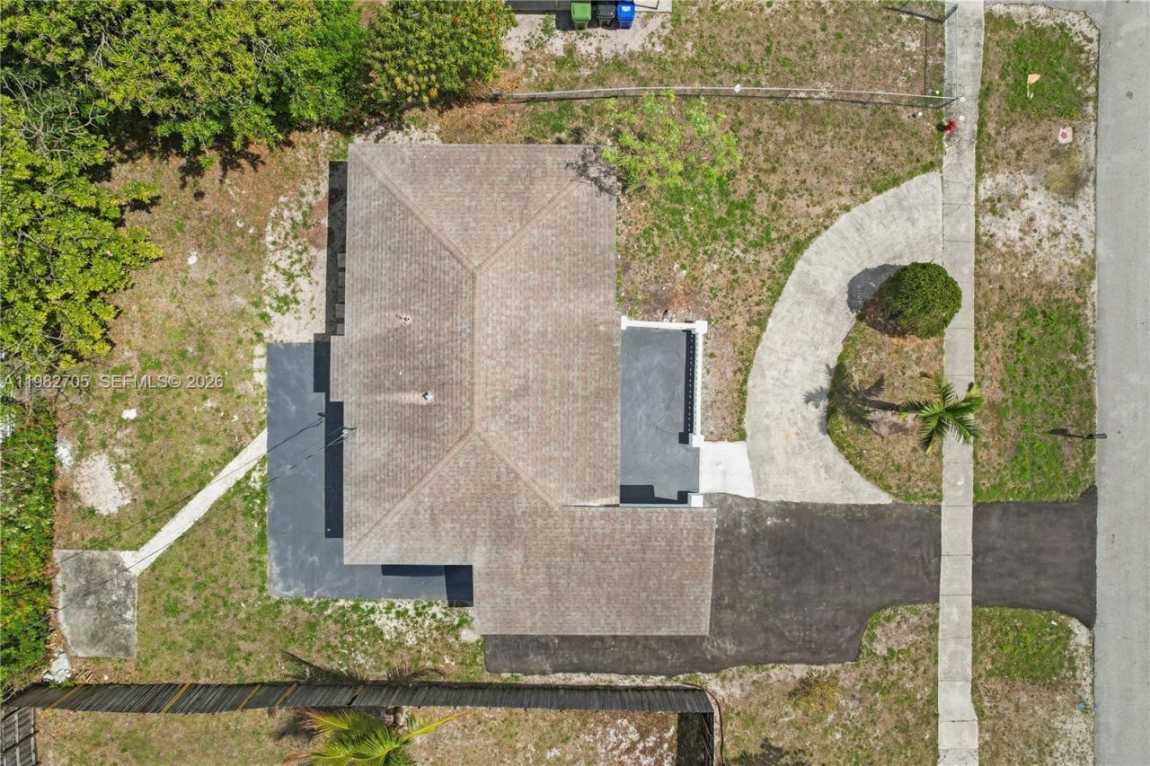 1031 NW 13th St, Fort Lauderdale, FL 33311 Photo