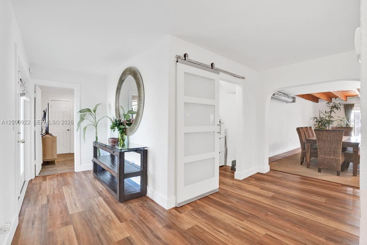 17501 NW 85th Ave, Hialeah, FL 33015 Photo