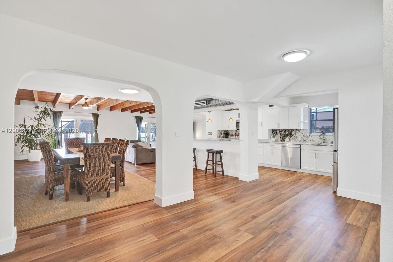 17501 NW 85th Ave, Hialeah, FL 33015 Photo