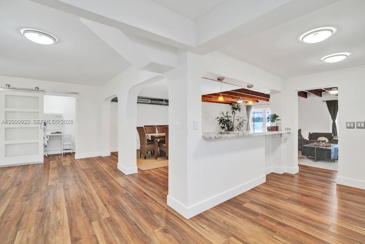 17501 NW 85th Ave, Hialeah, FL 33015 Photo