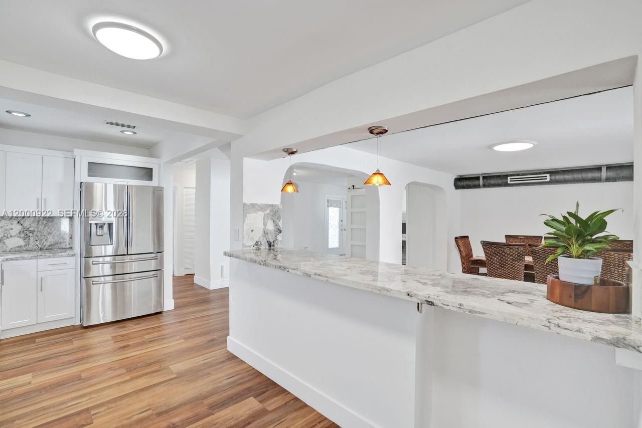 17501 NW 85th Ave, Hialeah, FL 33015 Photo