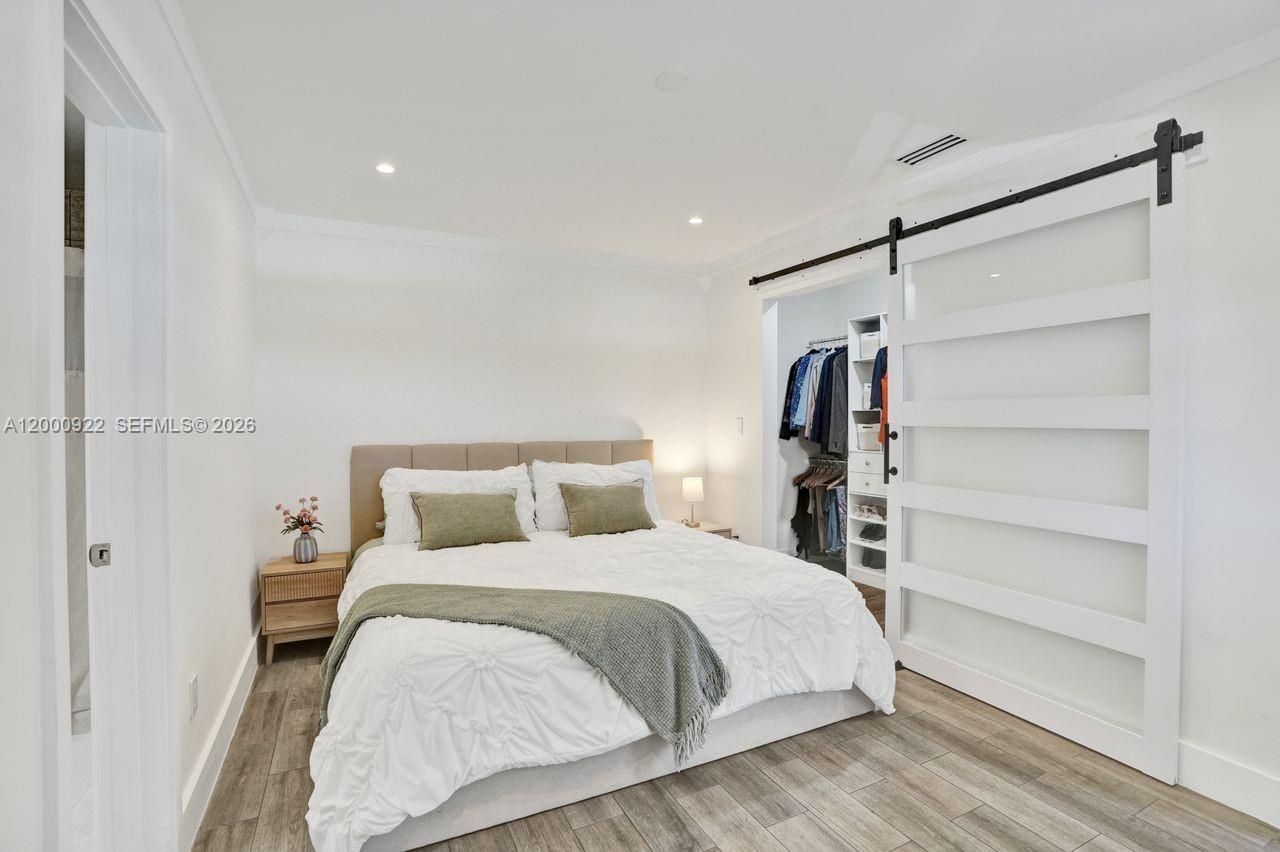 17501 NW 85th Ave, Hialeah, FL 33015 Photo