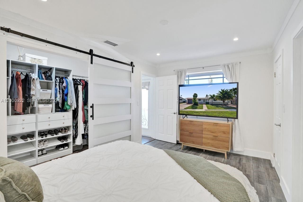 17501 NW 85th Ave, Hialeah, FL 33015 Photo