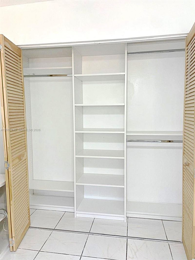 520 NW 109th Ave, Unit 602, Miami, FL 33172 Photo