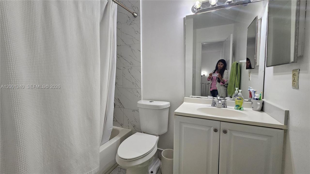 520 NW 109th Ave, Unit 602, Miami, FL 33172 Photo