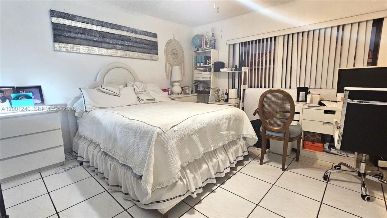 520 NW 109th Ave, Unit 602, Miami, FL 33172 Photo