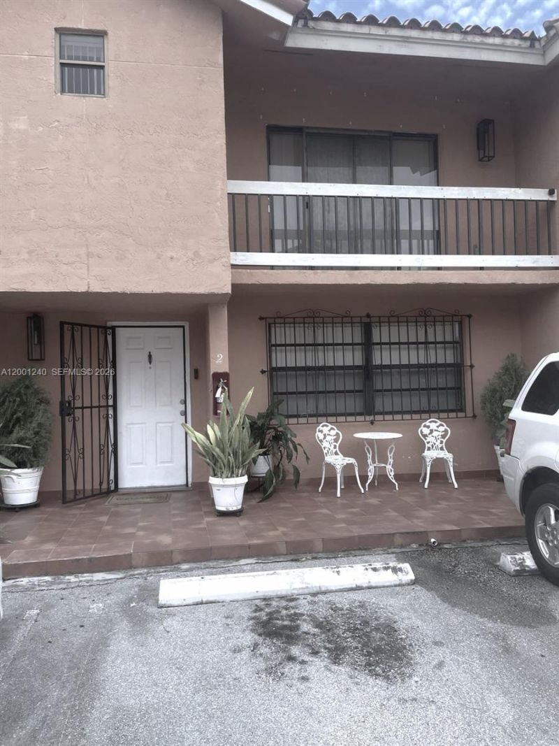 520 NW 109th Ave, Unit 602, Miami, FL 33172 Photo