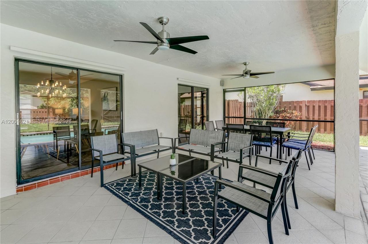 1130 NW 78th Ter, Plantation, FL 33322 Photo