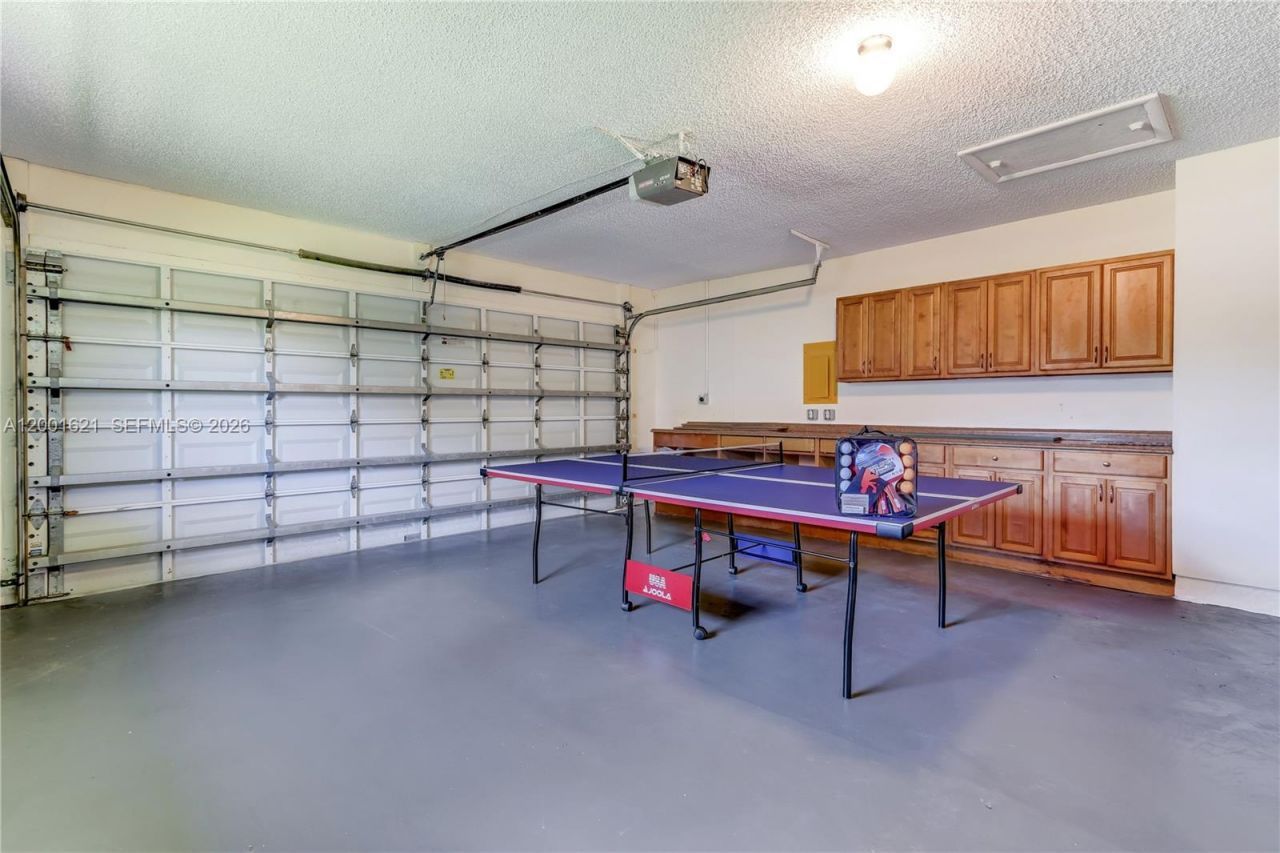 1130 NW 78th Ter, Plantation, FL 33322 Photo