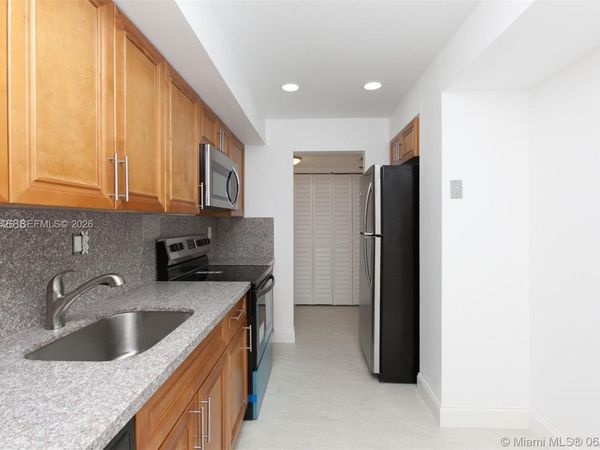 3821 Environ Blvd, Unit 107, Lauderhill, FL 33319