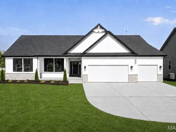 126 Royal Troon Drive, Dardenne Prairie, MO 63368