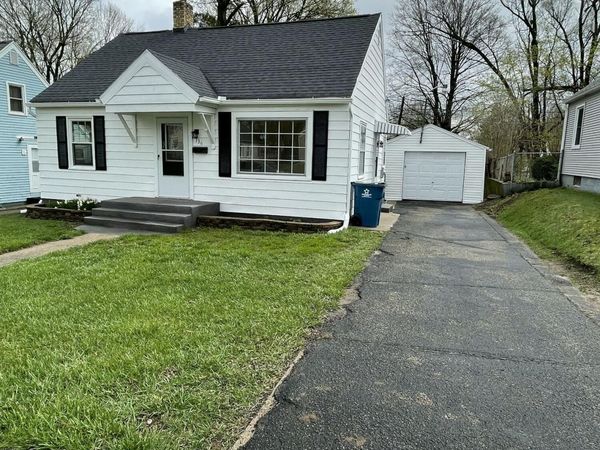 136 Wiltshire Avenue, Battle Creek, MI 49015