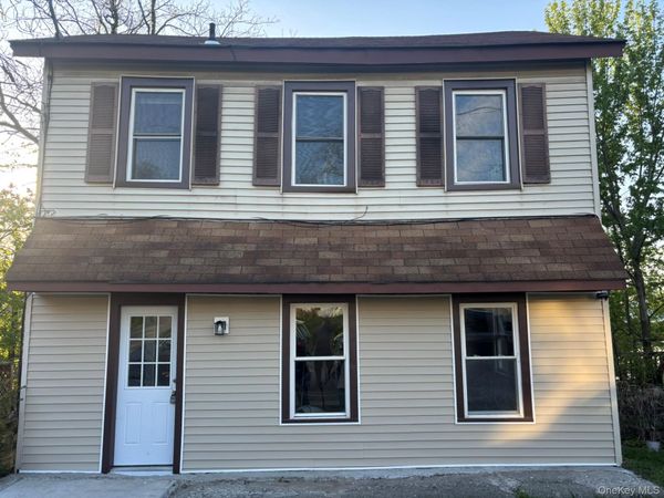 42 Maple Street, Walden, NY 12586