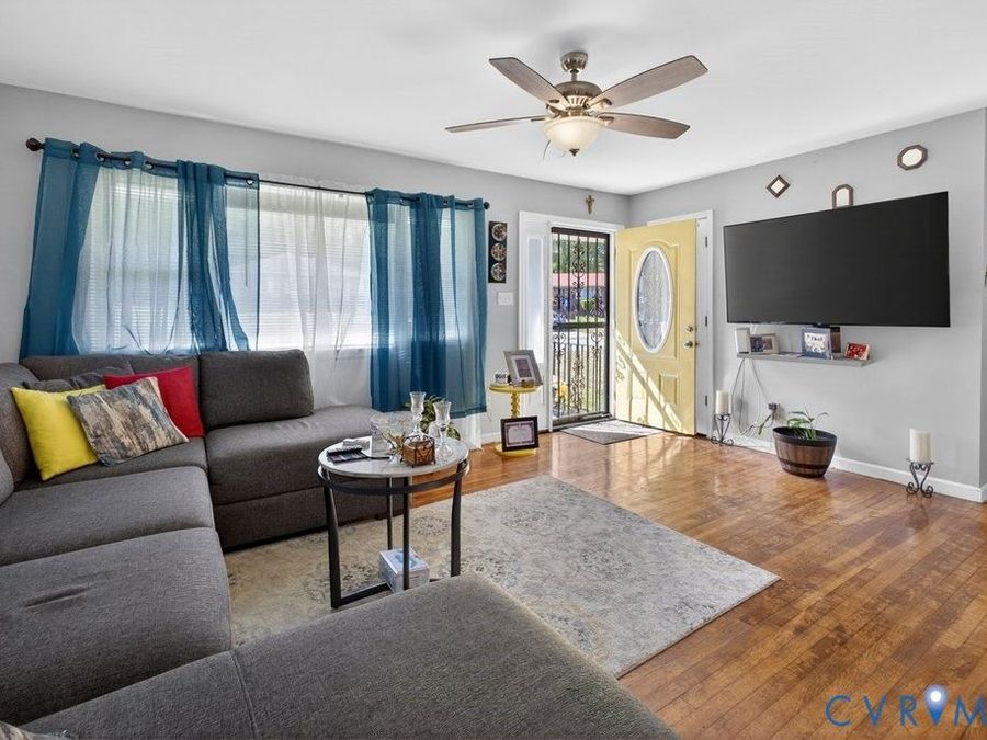 Property Image 6