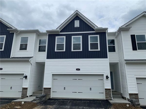 216 Paddock Lane, Harmony, PA 16037