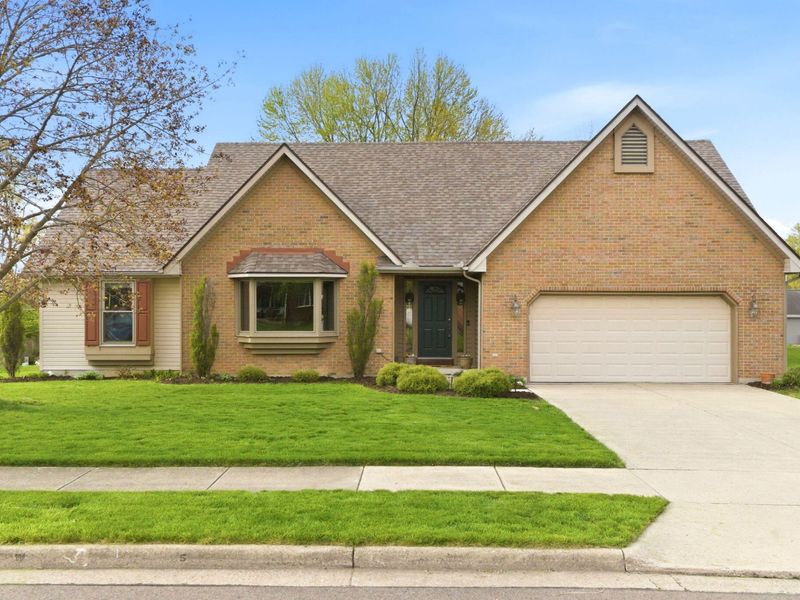 1536 Brook Park Drive, Troy, OH 45373 Photo 2