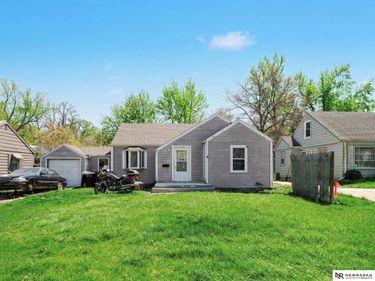 3305 Martin Avenue, Omaha, NE 68112