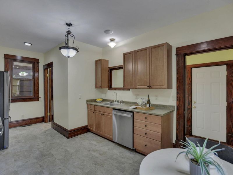 184 E Maynard Avenue, Columbus, OH 43202 Photo 11