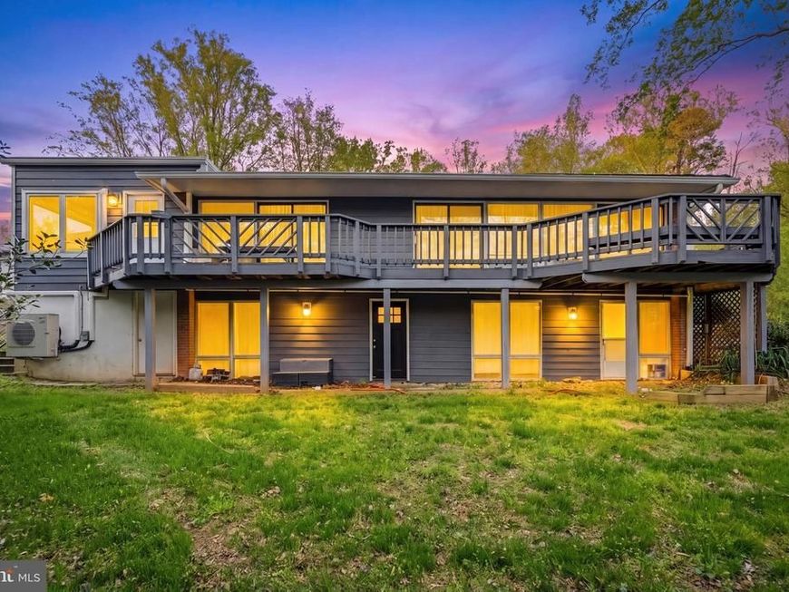 9416 Holbrook Lane, Rockville, MD 20854 Main Photo