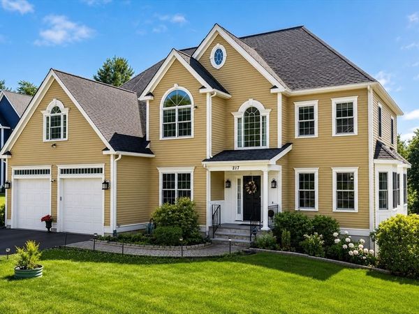 217 Magill Dr, Grafton, MA 01519