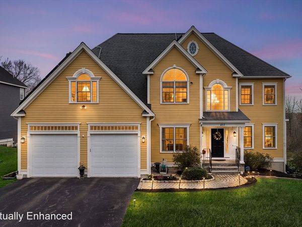 217 Magill Dr, Grafton, MA 01519