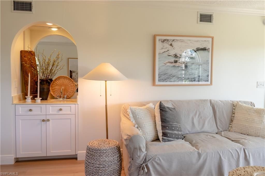 265 Deerwood Cir, Unit 10, Naples, FL 34113 Photo