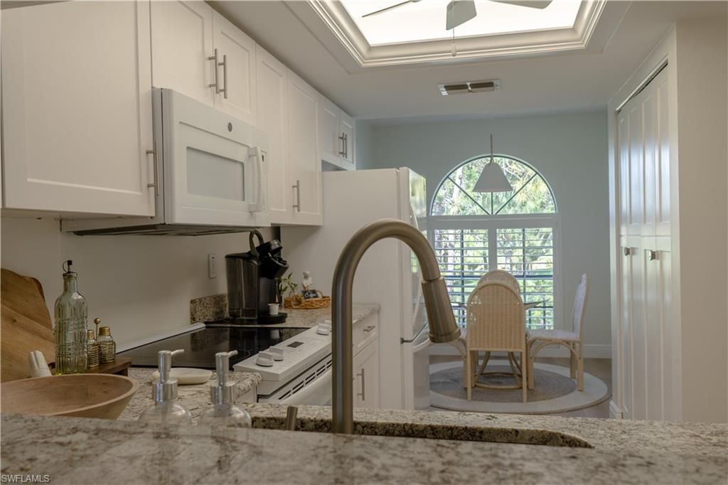 265 Deerwood Cir, Unit 10, Naples, FL 34113 Photo