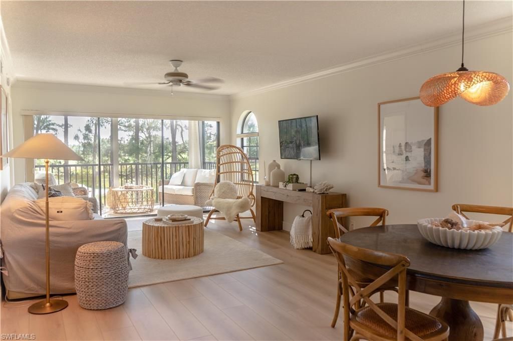 265 Deerwood Cir, Unit 10, Naples, FL 34113 Photo