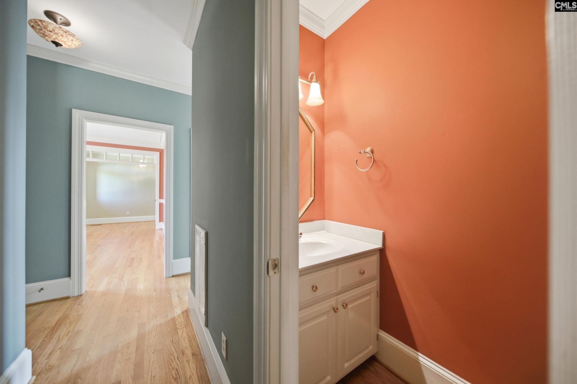 10 Hickory Hall Court  Photo 14