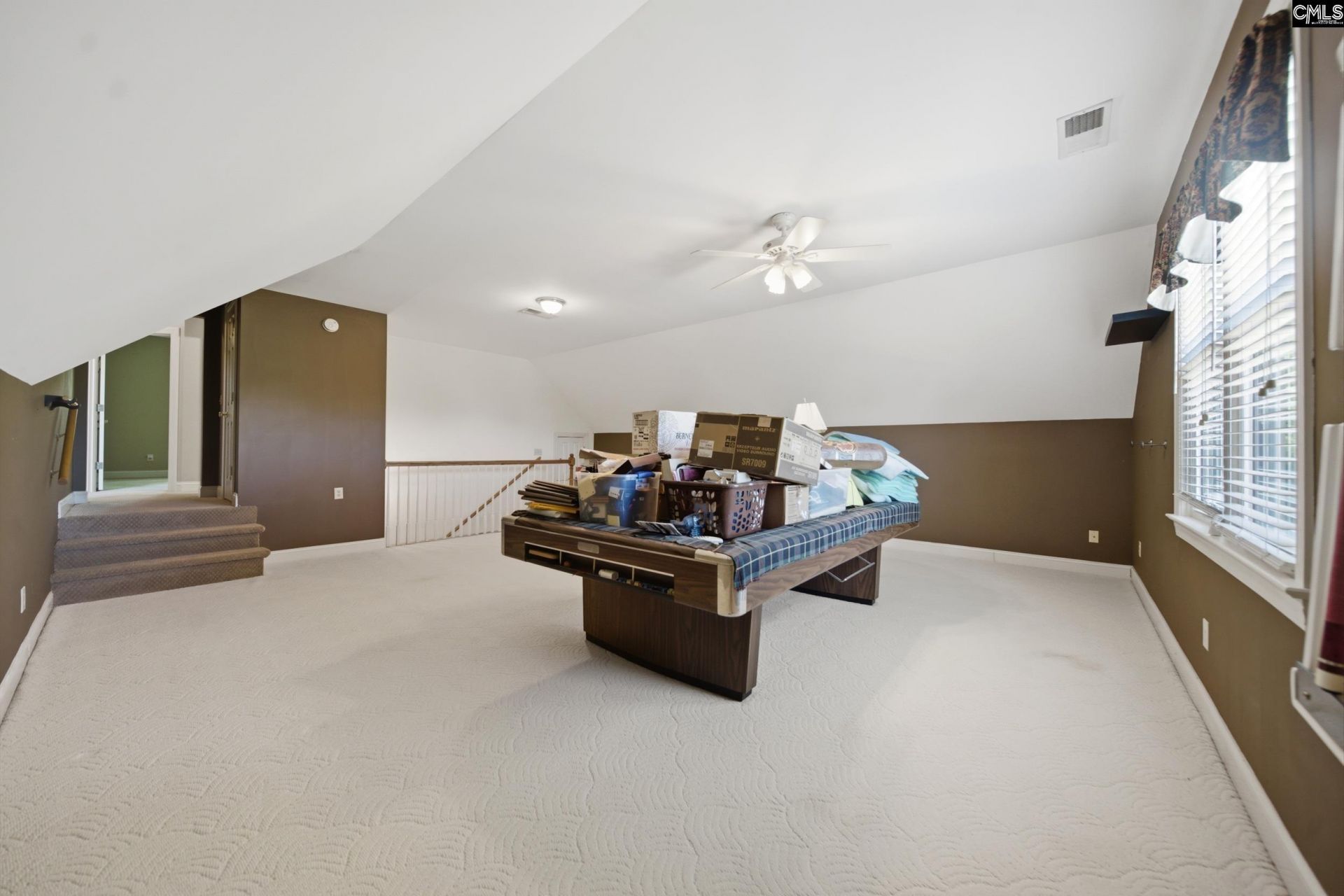 10 Hickory Hall Court  Photo 17