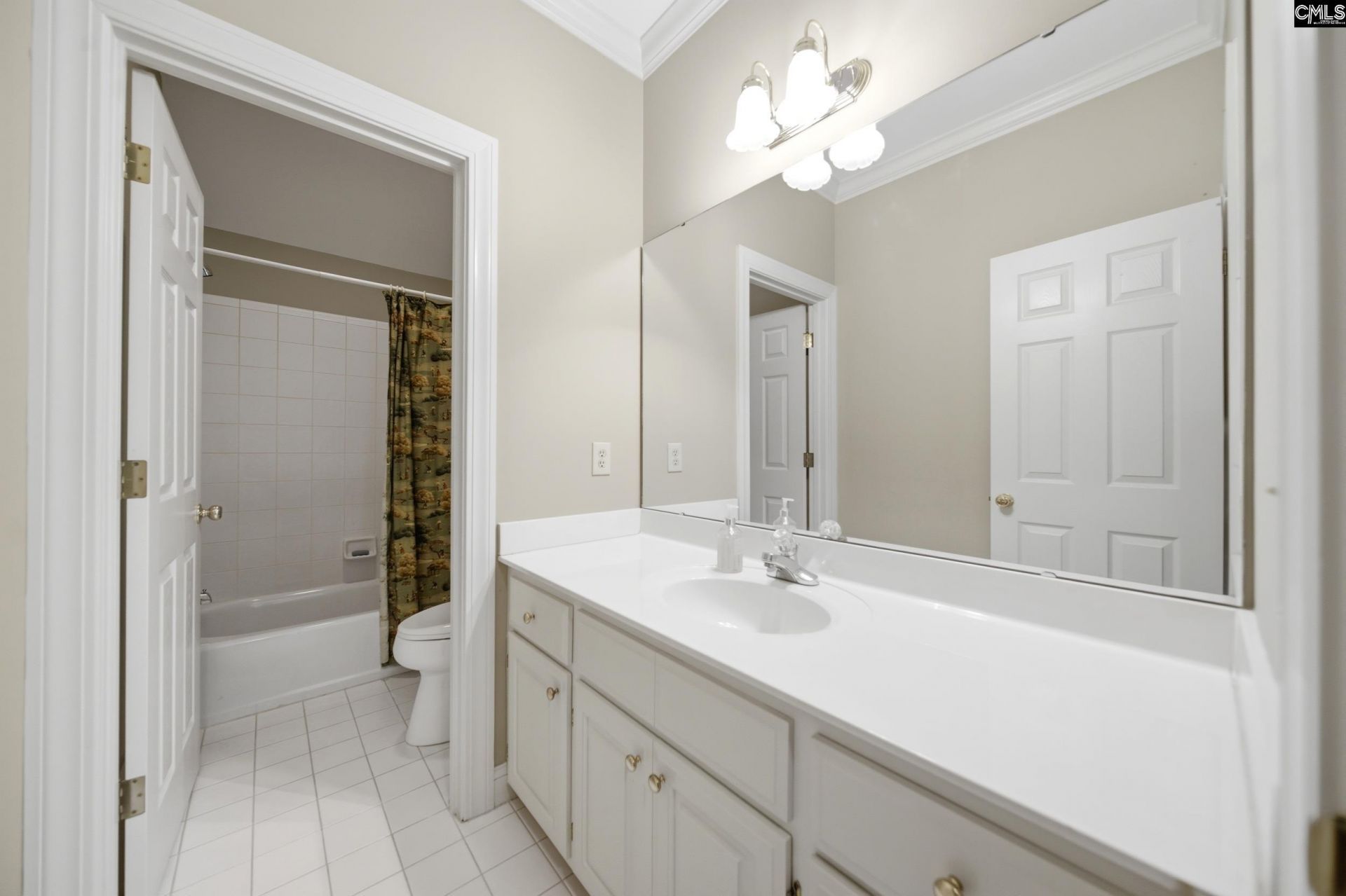 10 Hickory Hall Court  Photo 18