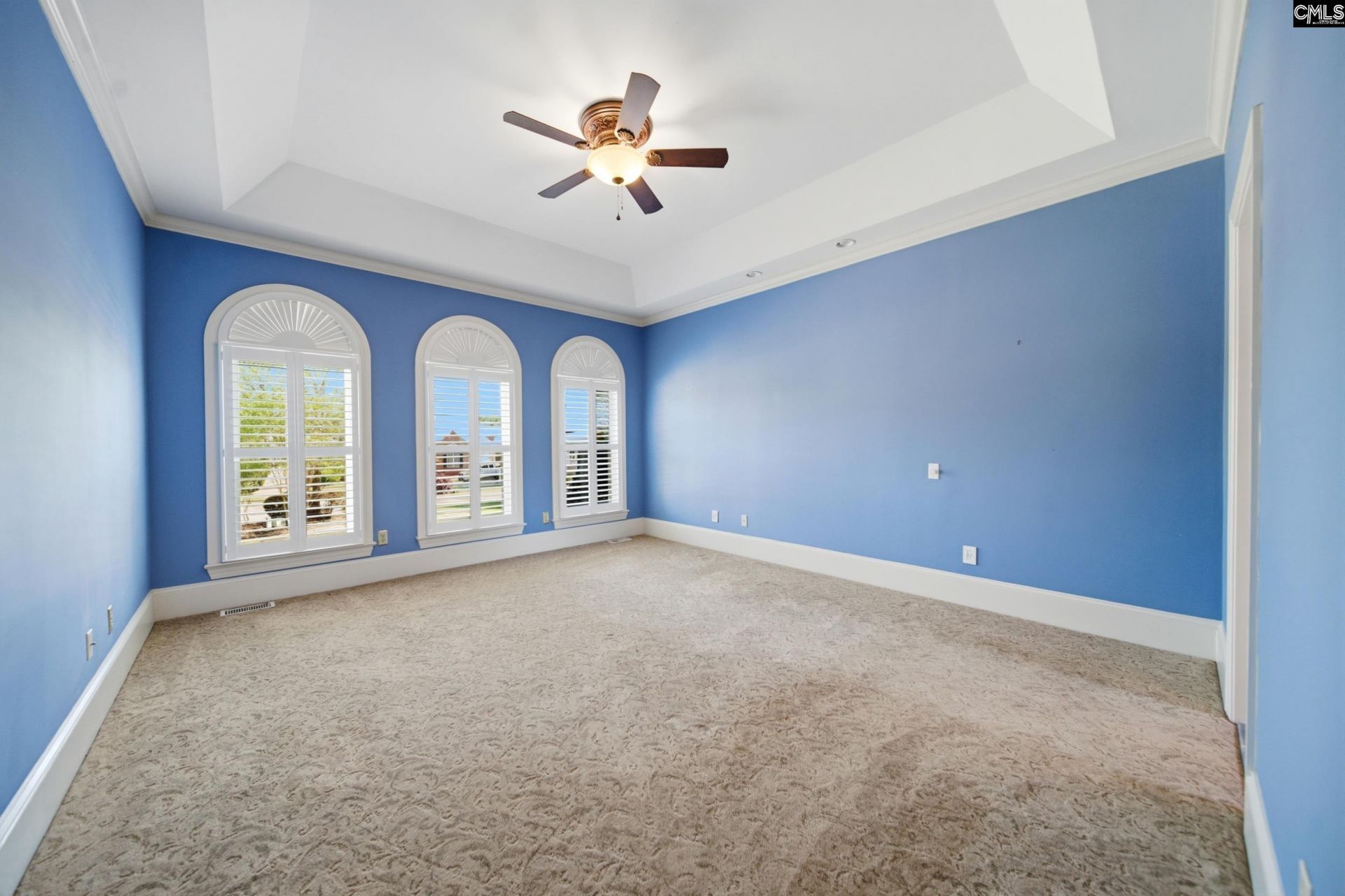 10 Hickory Hall Court  Photo 5