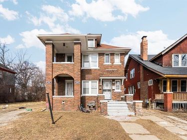 2984 Leslie Street, Detroit, MI 48238