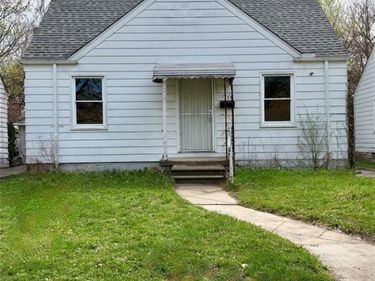 7744 Asbury Park, Detroit, MI 48228